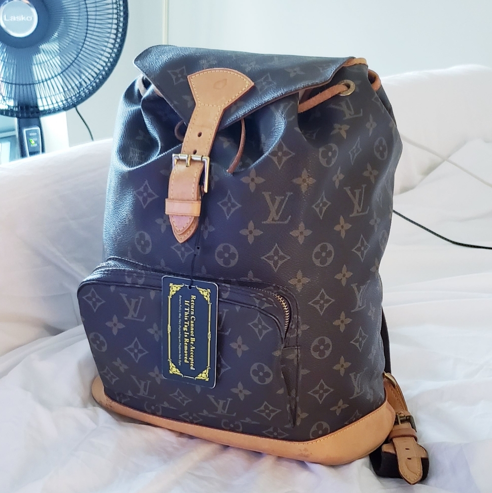 Louis Vuitton MONTSOURIS GM - Picture 5 of 15